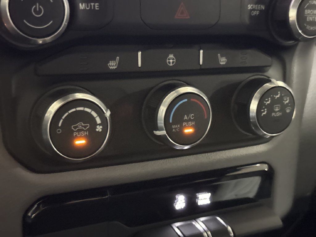 Used 2024 RAM 1500 Big Horn AWD/4WD image 16