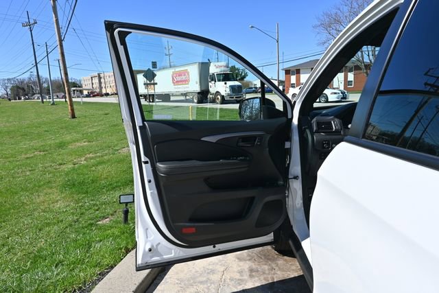 Used 2023 Honda Passport TrailSport image 25