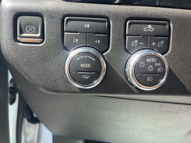Used 2024 GMC Sierra 2500 SLE w/ SLE Convenience Package image 13
