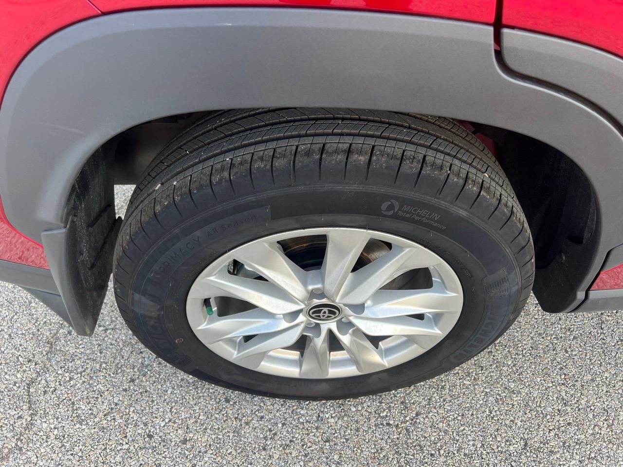 Used 2026 Toyota Corolla Cross LE FWD image 20