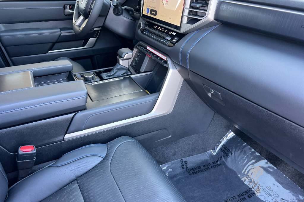 Used 2026 Toyota Sequoia Platinum w/ Tow Technology Package AWD/4WD image 20