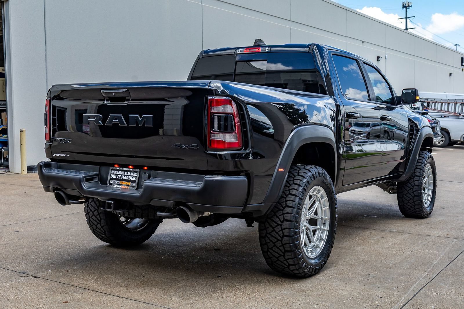 Used 2021 RAM 1500 TRX w/ TRX Level 1 Equipment Group AWD/4WD image 9