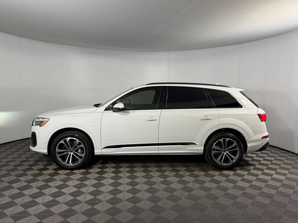 Used 2025 Audi Q7 2.0T Premium Plus w/ Premium Plus Package AWD/4WD image 10