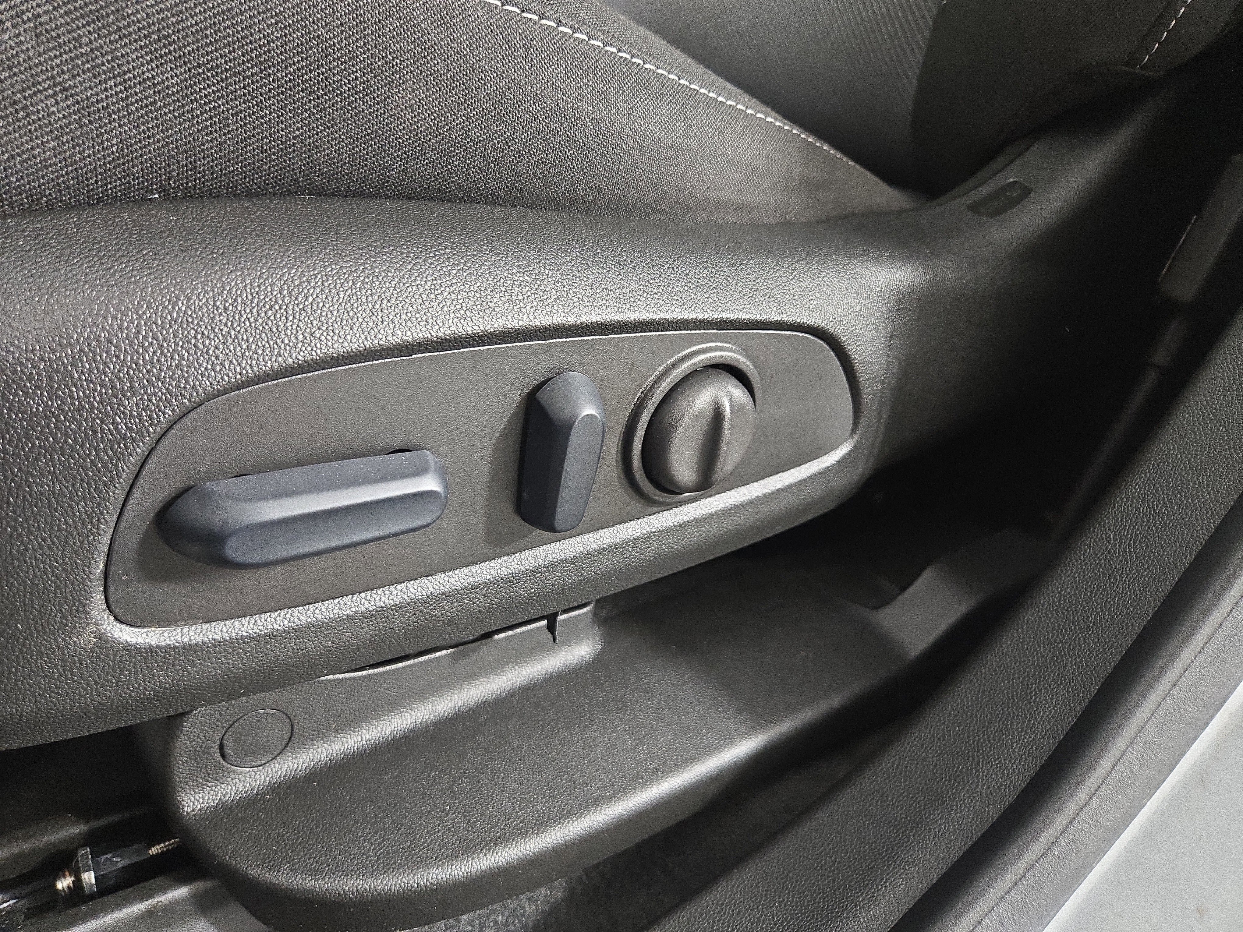 Certified 2024 Chevrolet Blazer LT w/ Driver Confidence Package image 29