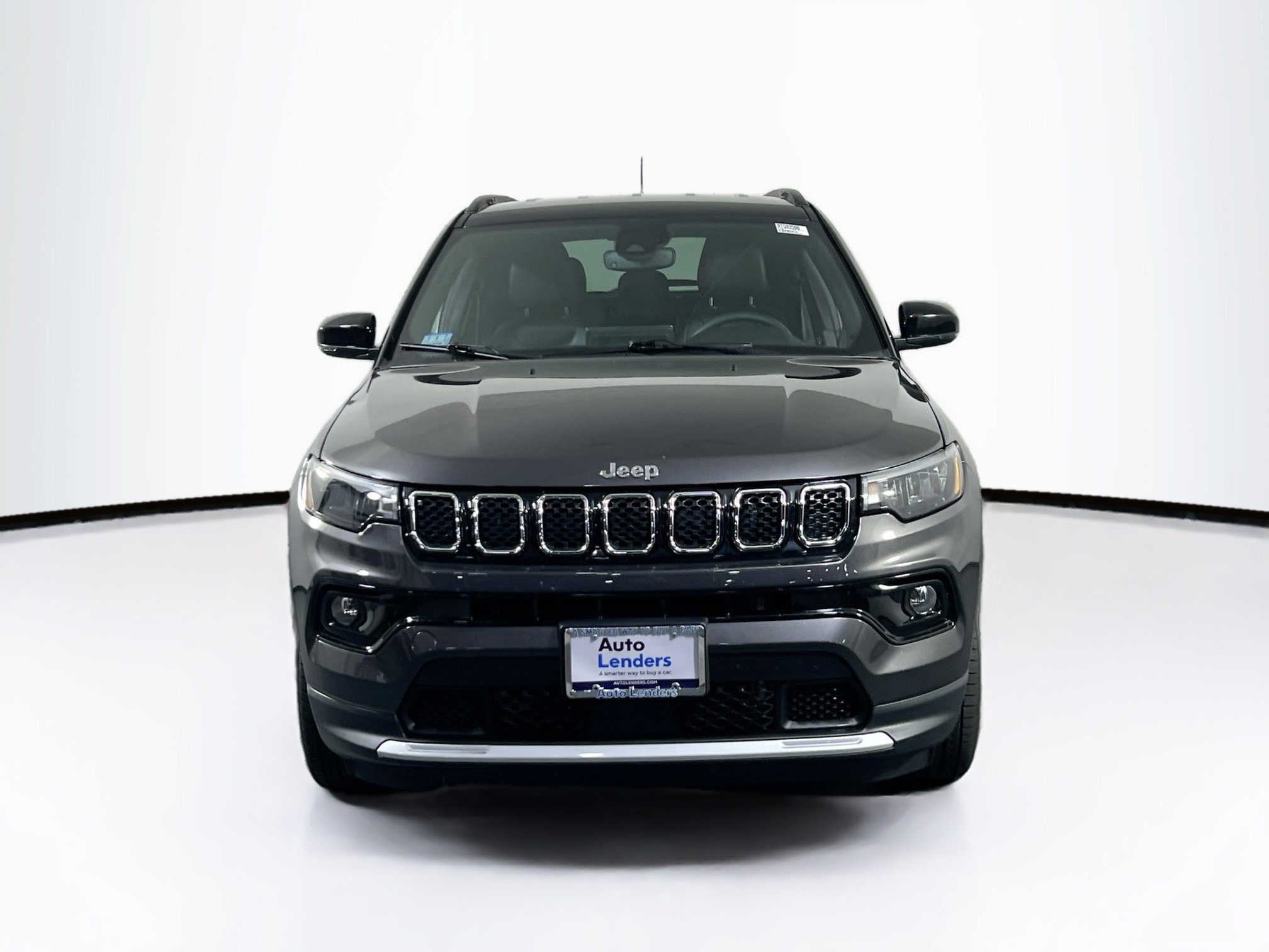 Used 2024 Jeep Compass Limited image 2
