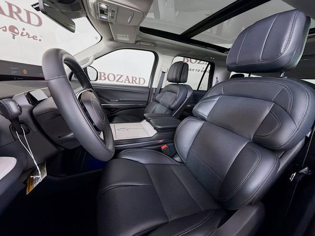 New 2025 Lincoln Navigator L Reserve AWD/4WD image 22