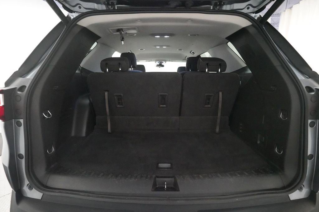 Used 2018 Chevrolet Traverse LT image 10