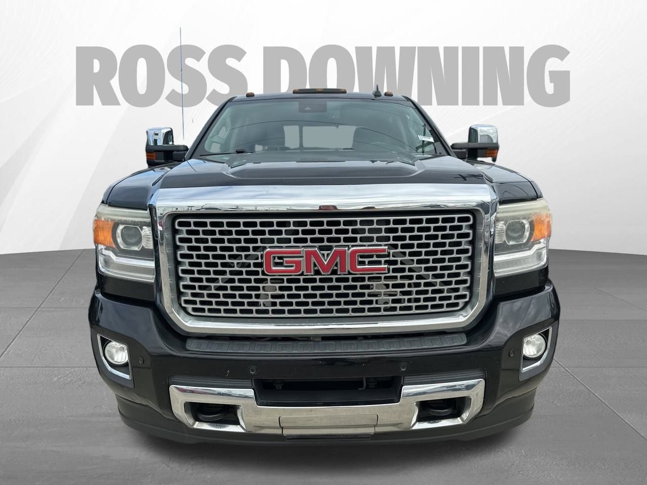 Used 2017 GMC Sierra 2500 Denali w/ Suspension Package, Off-Road image 2
