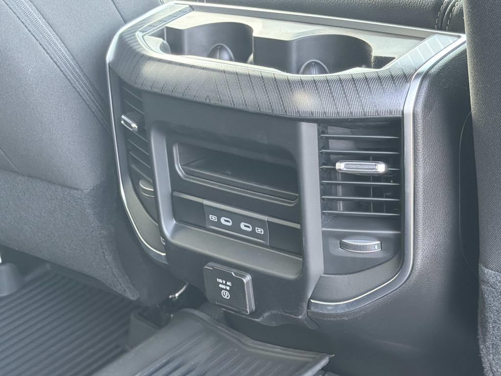 New 2026 RAM 2500 Big Horn AWD/4WD image 26