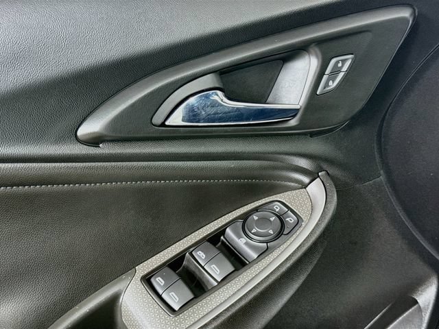 Used 2022 Chevrolet Malibu LT w/ Leather Package FWD image 19