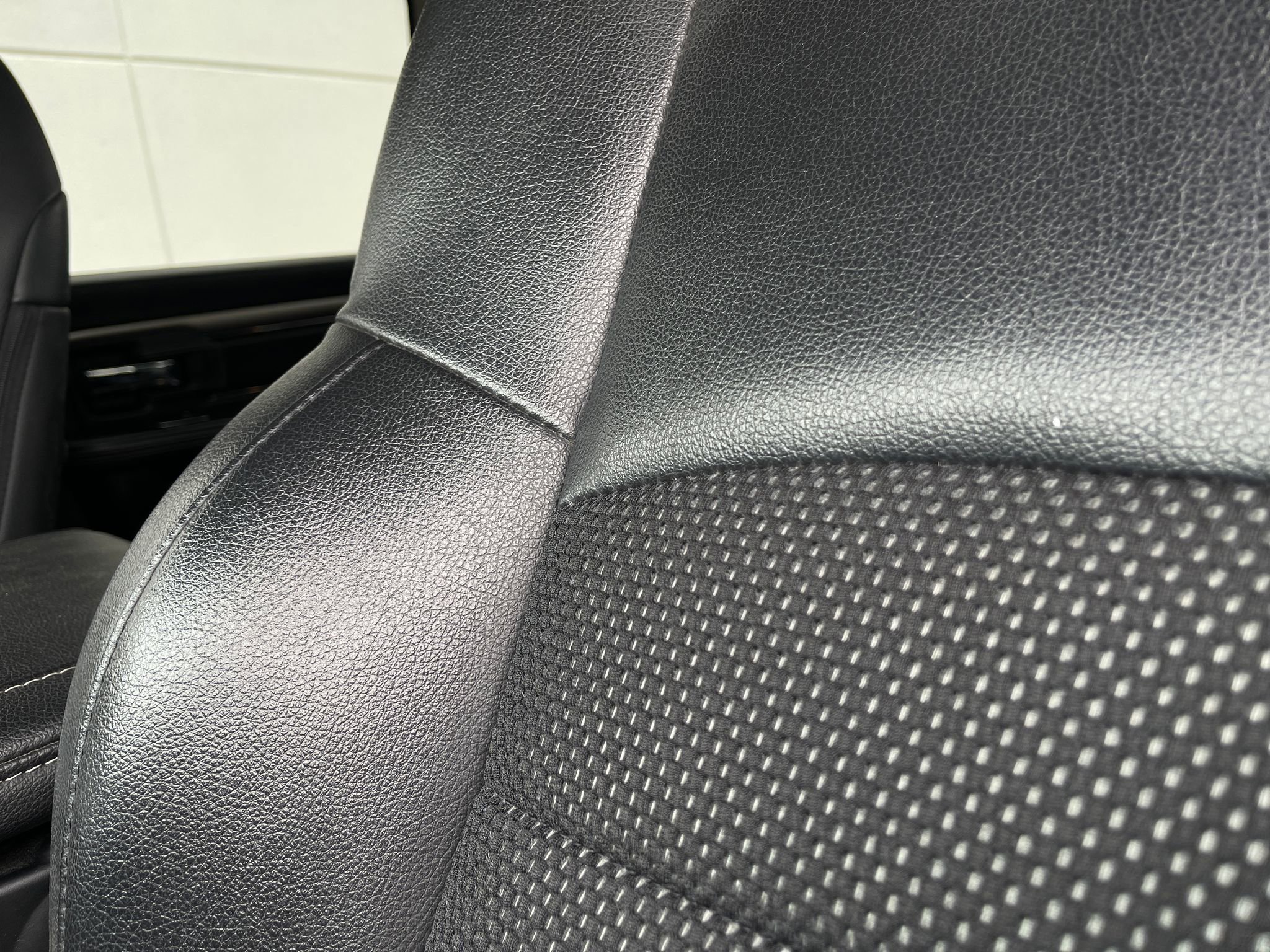 Used 2018 RAM 2500 Big Horn w/ Sport Appearance Group image 15