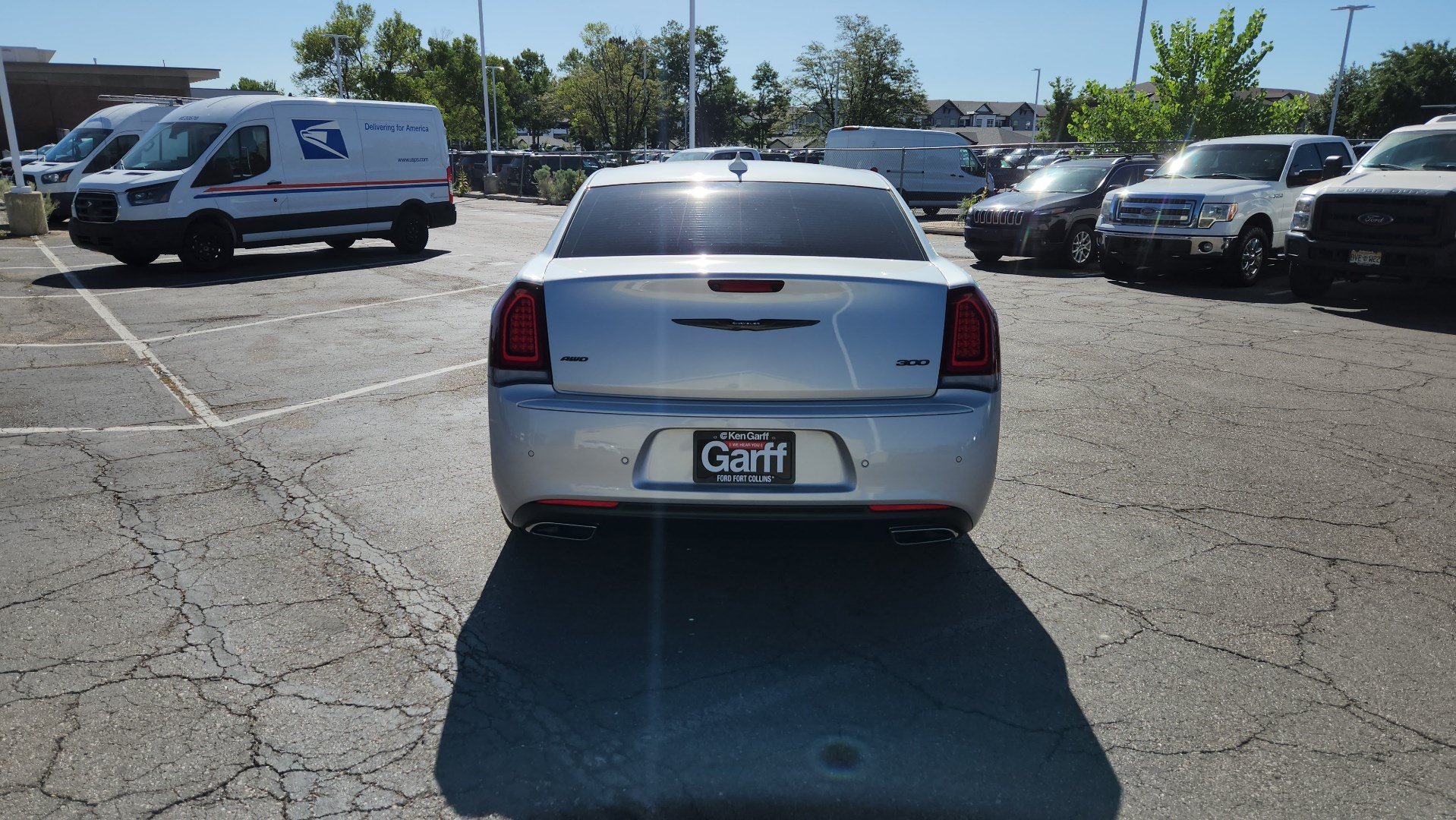 Used 2023 Chrysler 300 Touring L AWD/4WD image 9