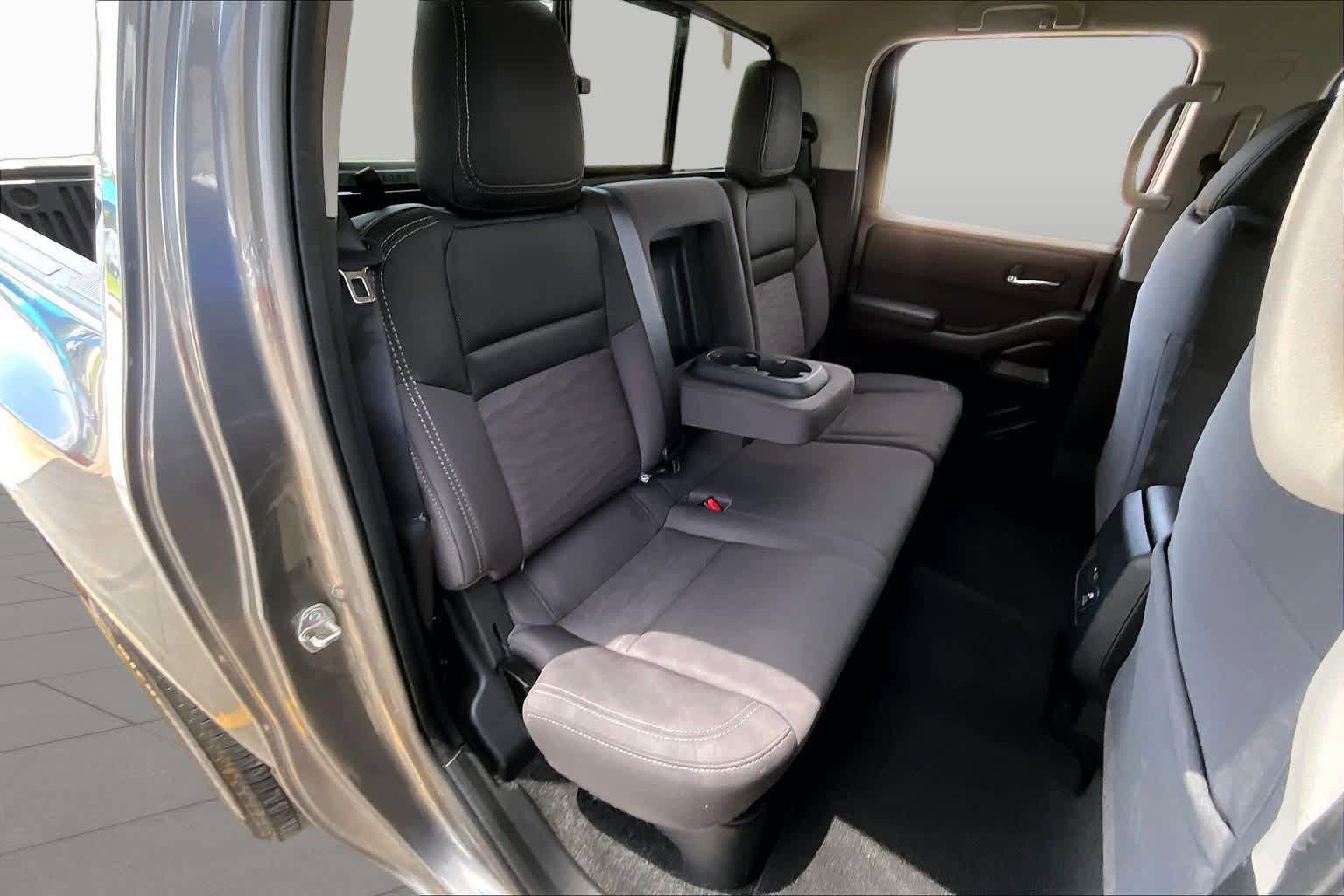 Used 2024 Nissan Frontier SV w/ SV Convenience Package AWD/4WD image 20