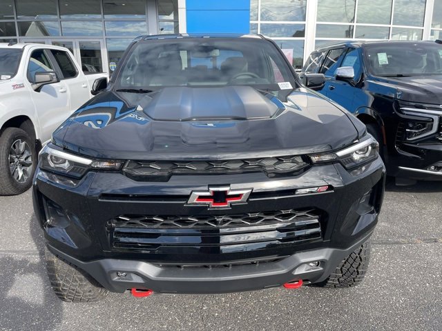 New 2026 Chevrolet Colorado ZR2 w/ Technology Package image 2