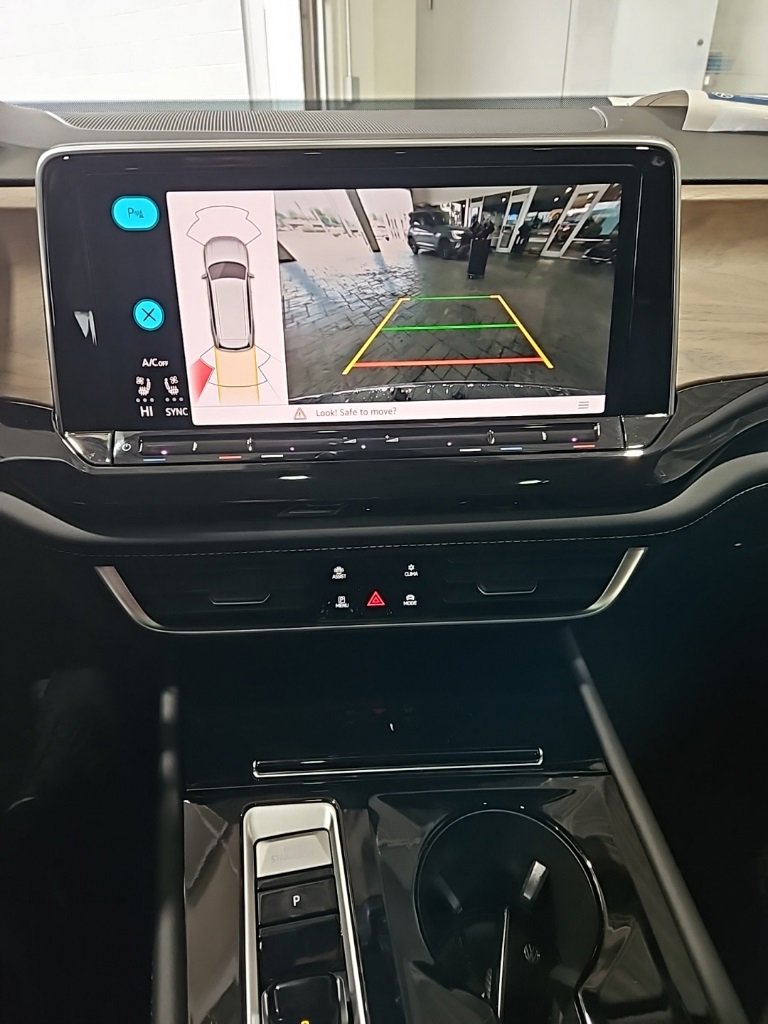 New 2026 Volkswagen Atlas SE image 33