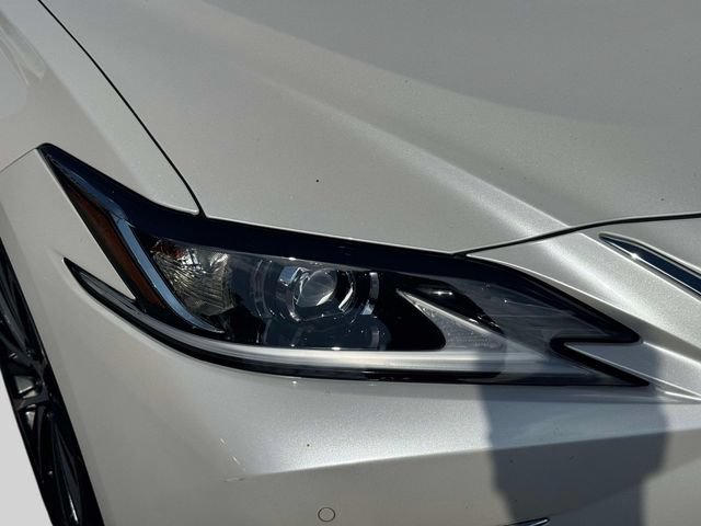 Used 2024 Lexus ES 350 w/ Premium Package FWD image 12