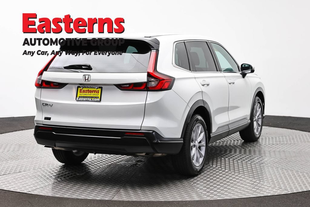 Used 2023 Honda CR-V LX image 5