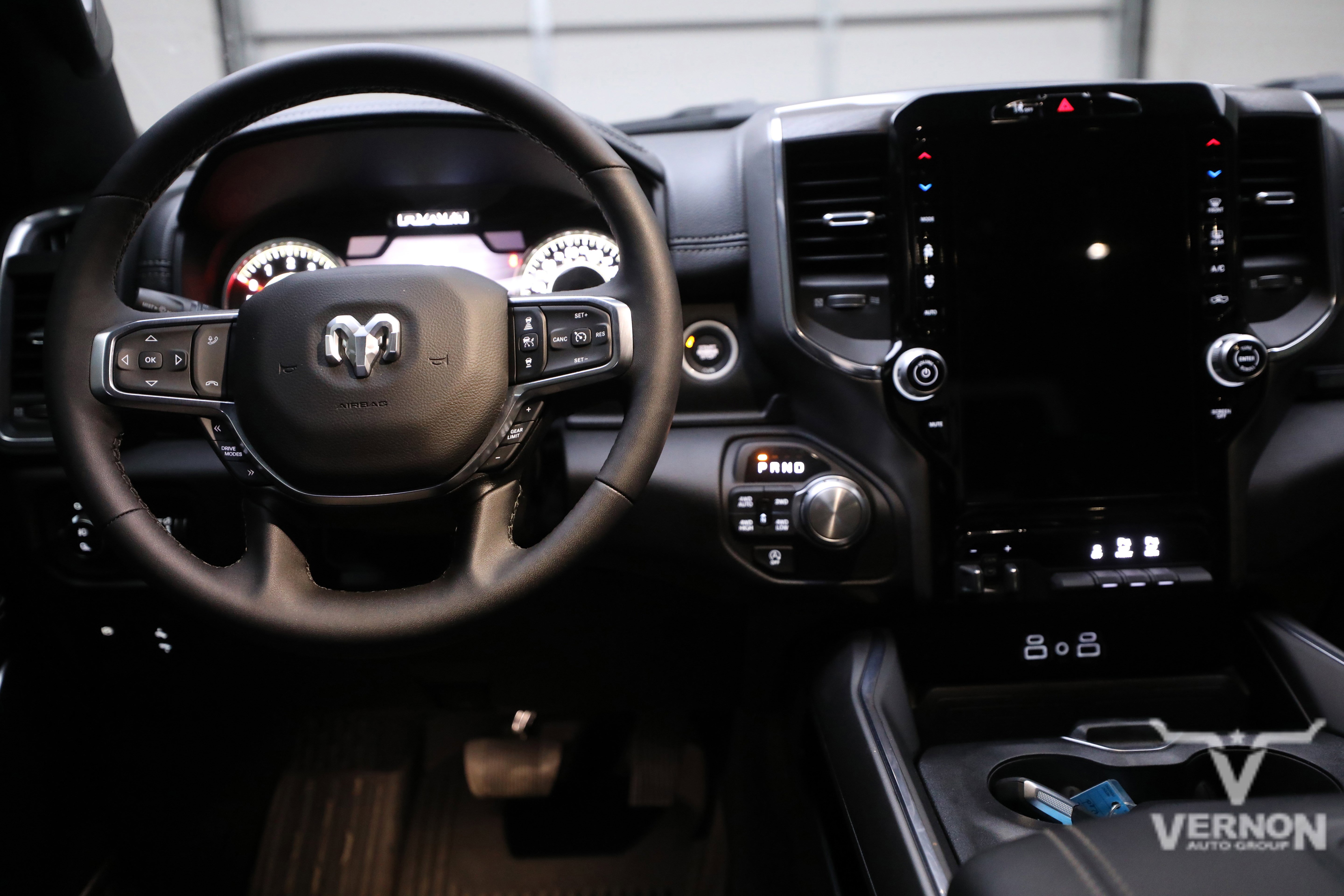 Used 2025 RAM 1500 Laramie w/ Laramie Southwest Edition image 9