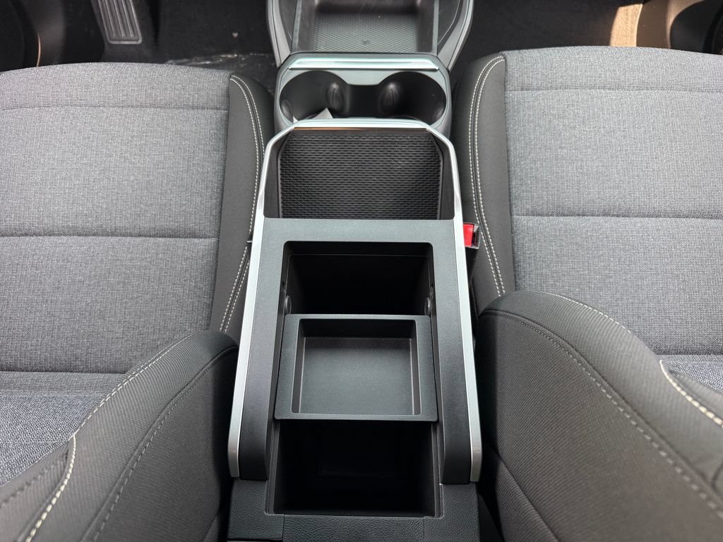 New 2027 GMC Terrain Elevation w/ Black Edition FWD image 32