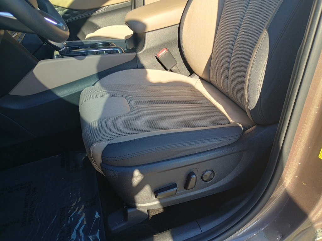 Used 2020 Hyundai Santa Fe SEL image 12