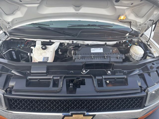 Used 2019 Chevrolet Express 3500 LT w/ LT Preferred Equipment Group image 30