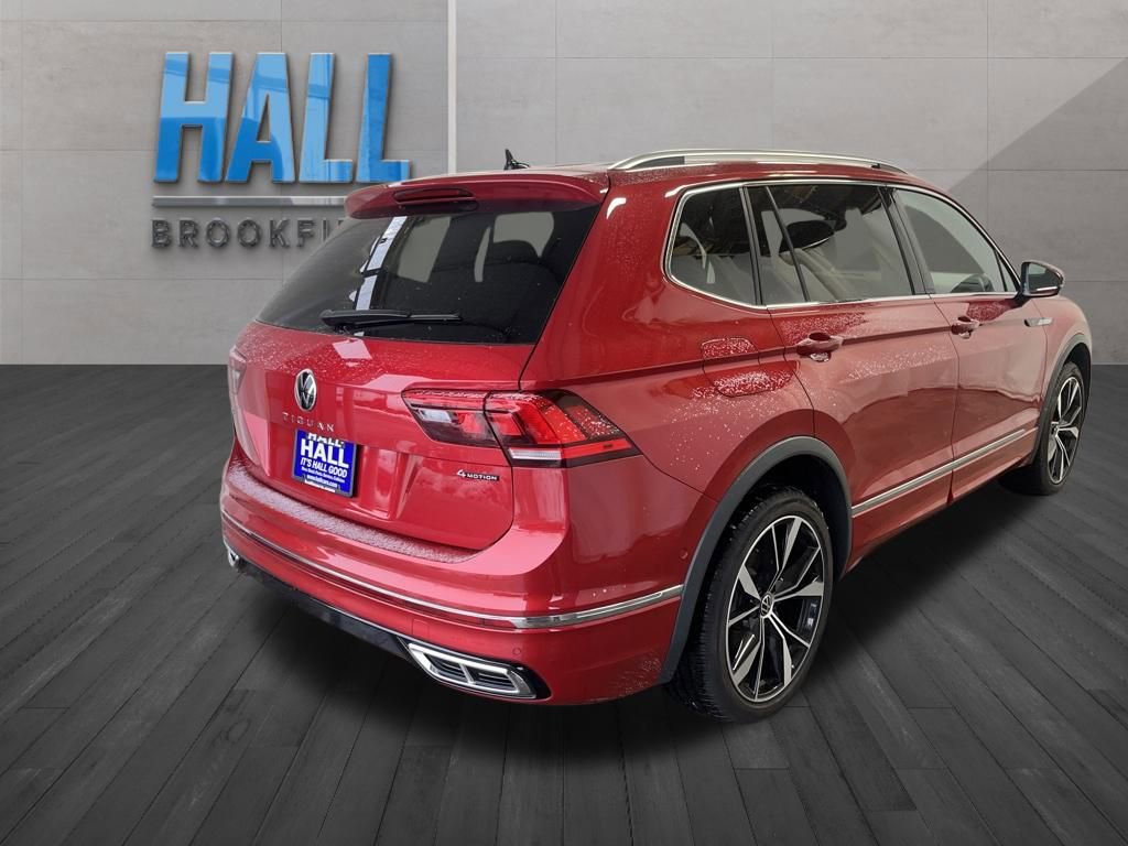 Certified 2024 Volkswagen Tiguan SEL R-Line image 6