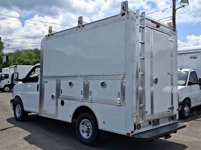 New 2026 Chevrolet Express 3500 w/ Power Convenience Package RWD image 3