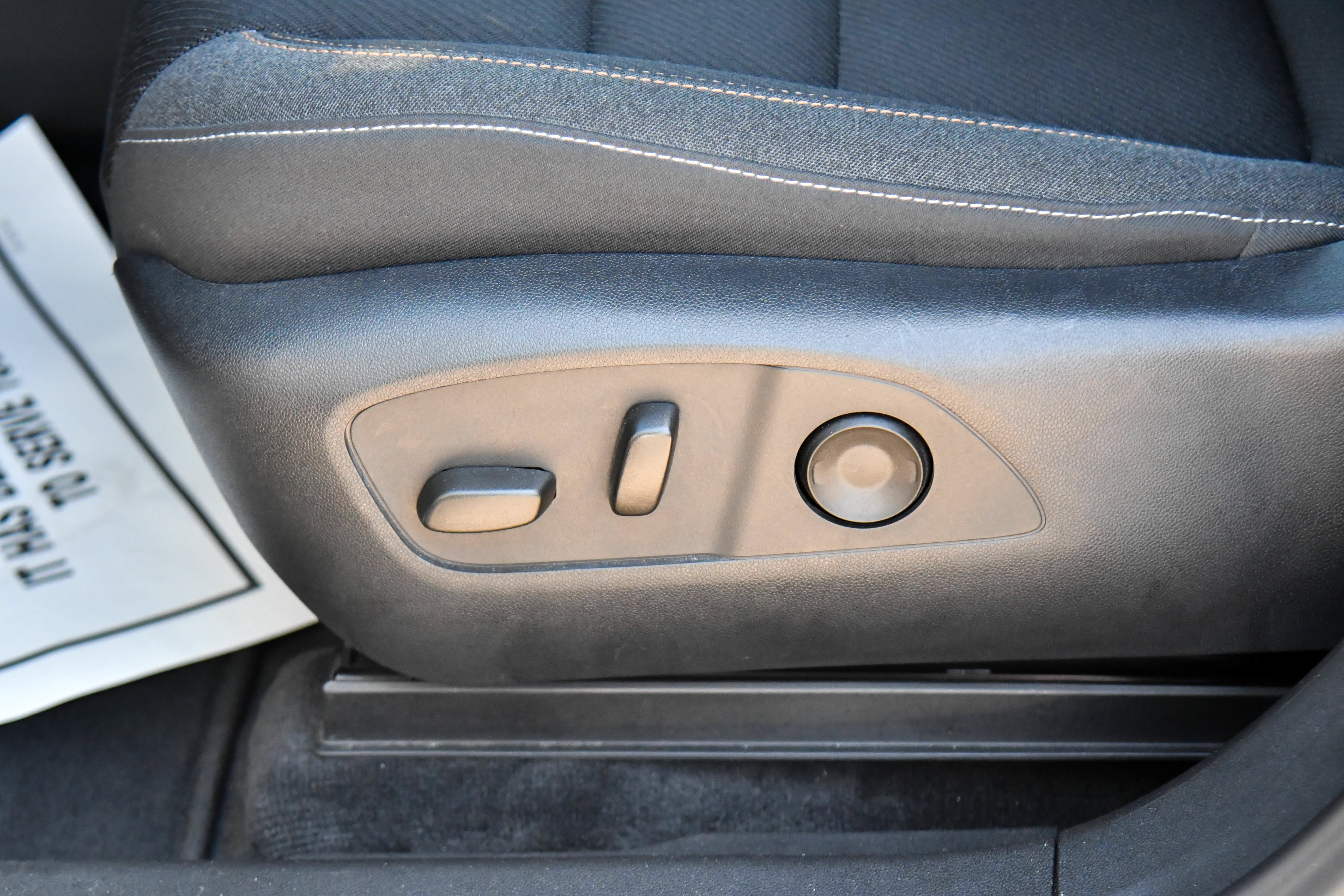 Used 2024 Honda Prologue EX image 17