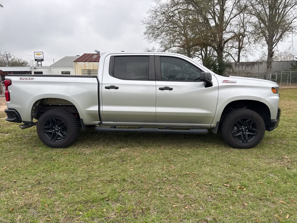 Used 2019 Chevrolet Silverado 1500 Custom Trail Boss w/ Custom Convenience Package image 4