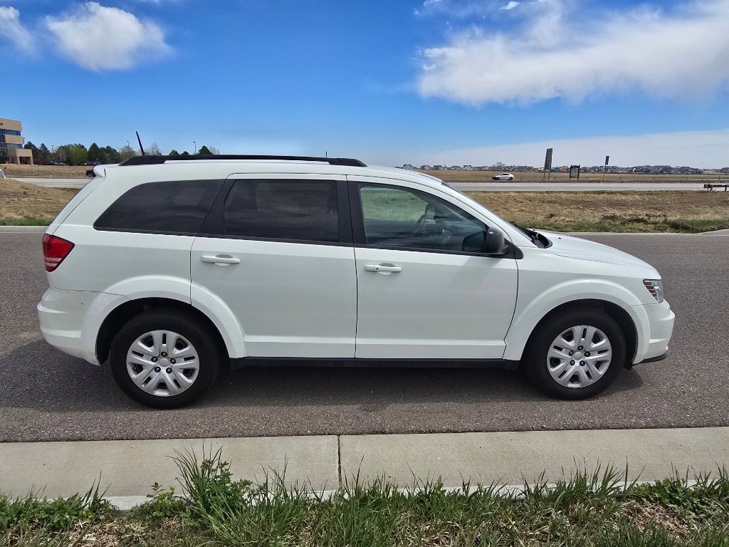 Used 2020 Dodge Journey SE image 6