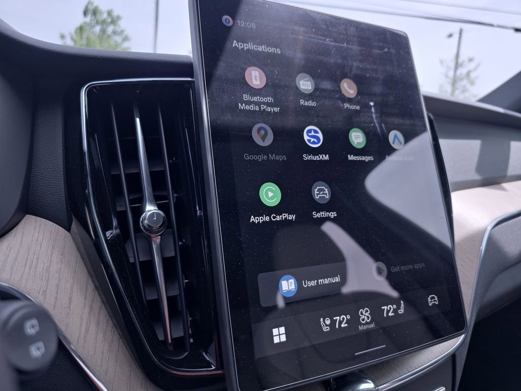 New 2026 Volvo XC60 B5 Plus w/ Protection Package Premier image 22