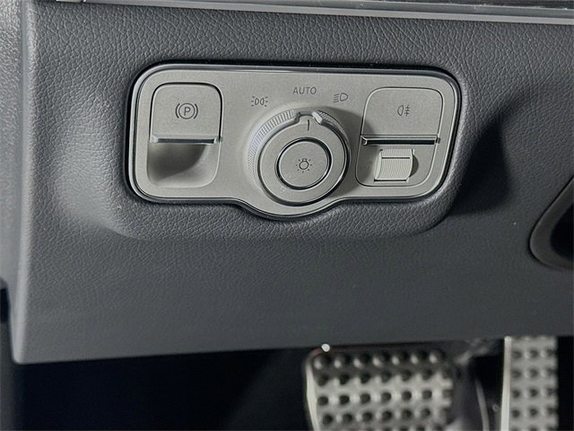 New 2026 Mercedes-Benz GLS 450 4MATIC image 10
