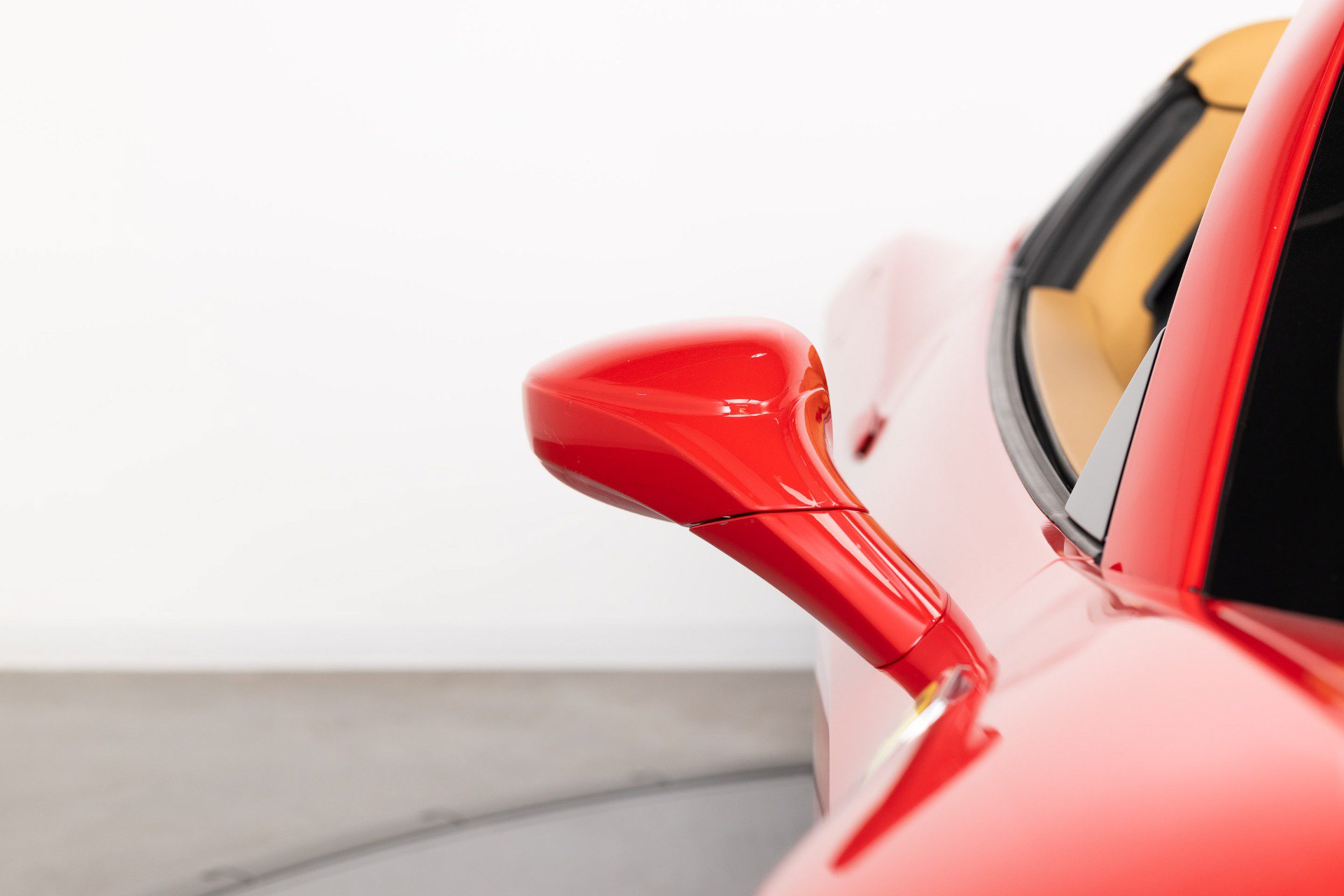 Certified 2014 Ferrari 458 Spider RWD image 34