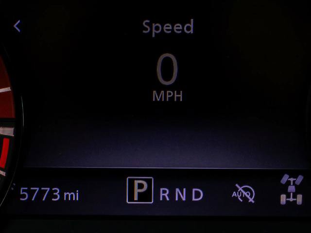 Used 2025 Nissan Frontier PRO-4X AWD/4WD image 17