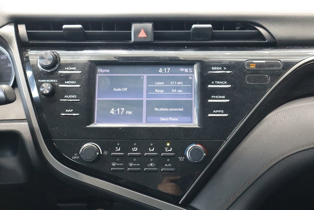 Used 2019 Toyota Camry LE image 29