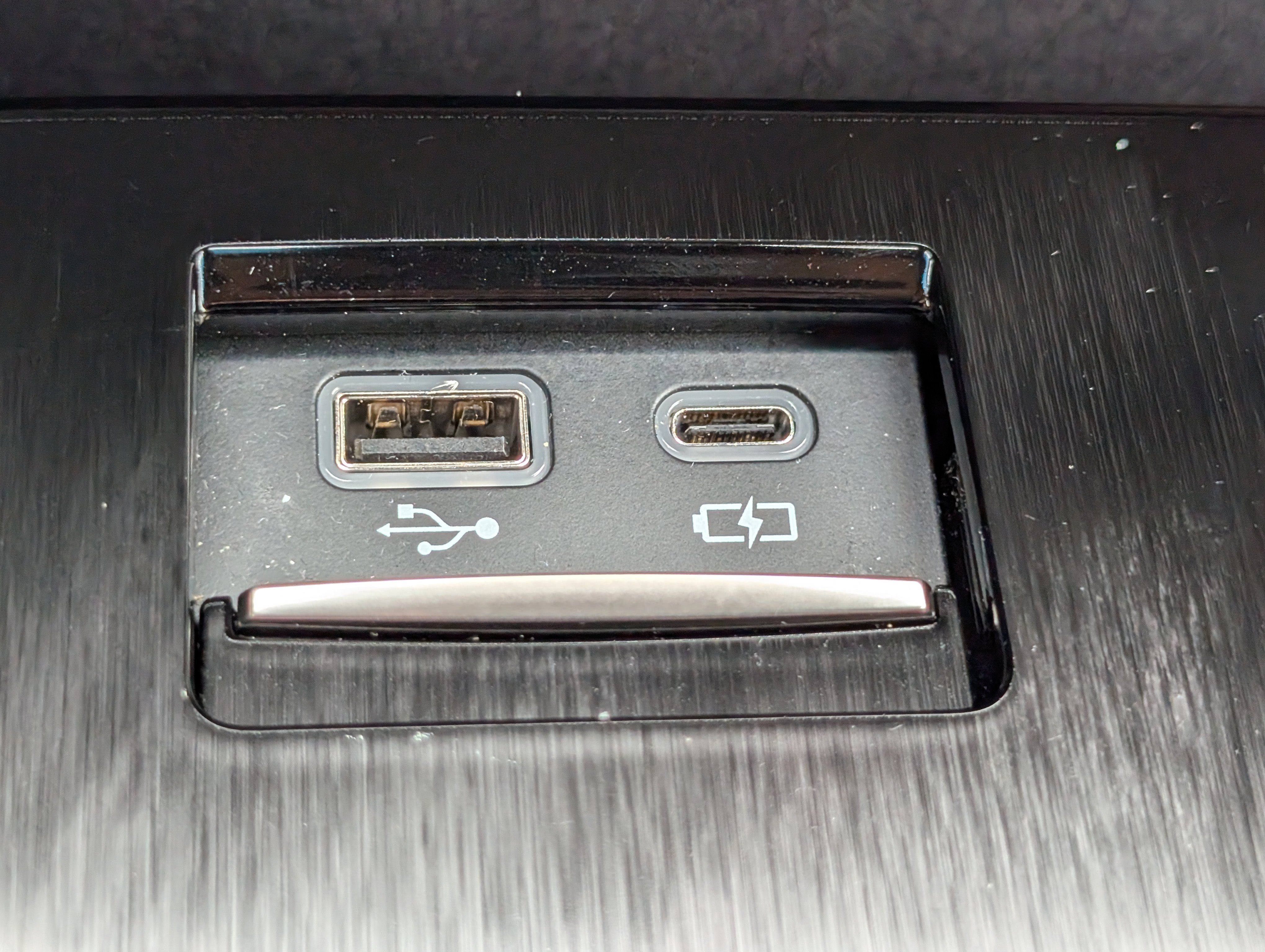 Certified 2024 Lexus ES 350 w/ Premium Package image 24