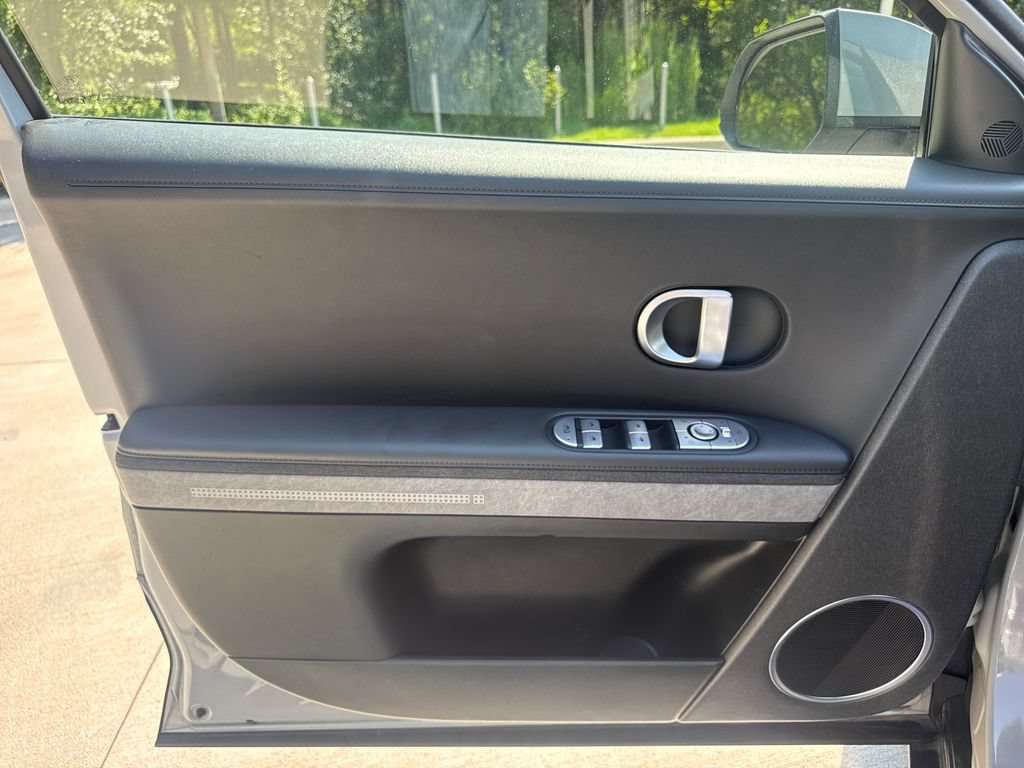 Used 2023 Hyundai Ioniq 5 SEL w/ Cargo Package RWD image 13