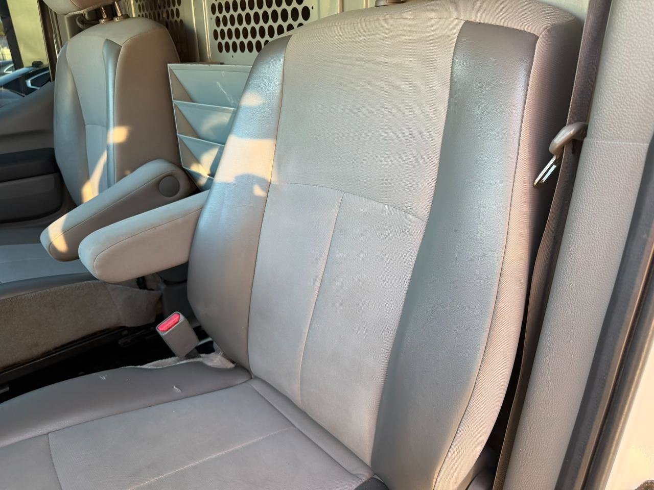 Used 2015 Nissan NV 2500 S w/ Power Package RWD image 30