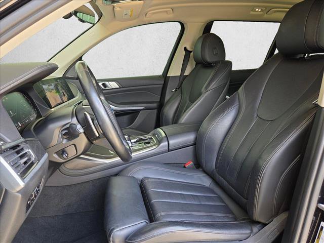 Used 2020 BMW X7 xDrive40i w/ Premium Package AWD/4WD image 11