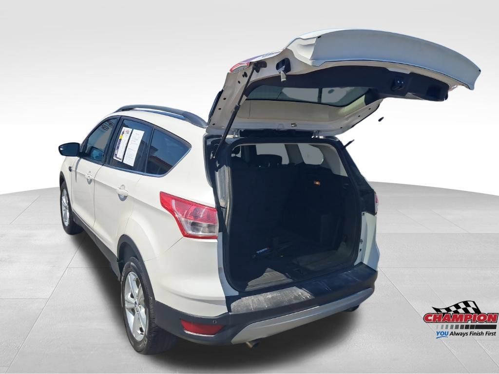 Used 2014 Ford Escape SE w/ Equipment Group 201A AWD/4WD image 16