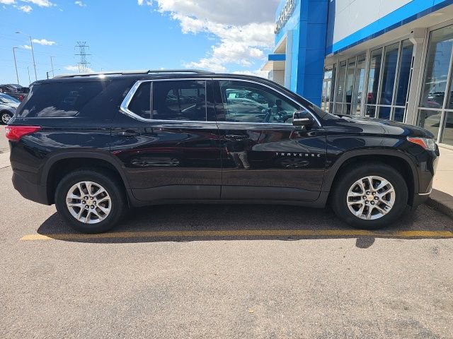 Used 2021 Chevrolet Traverse LT AWD/4WD image 2