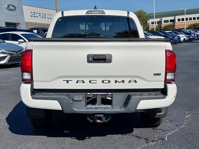 Used 2022 Toyota Tacoma SR5 w/ Technology Package RWD image 5