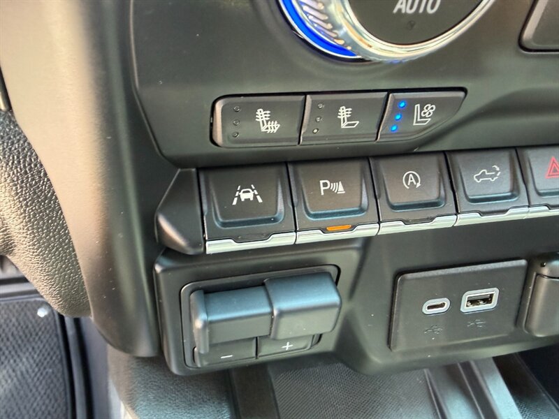 Used 2021 GMC Sierra 1500 AT4 w/ AT4 Premium Package AWD/4WD image 41