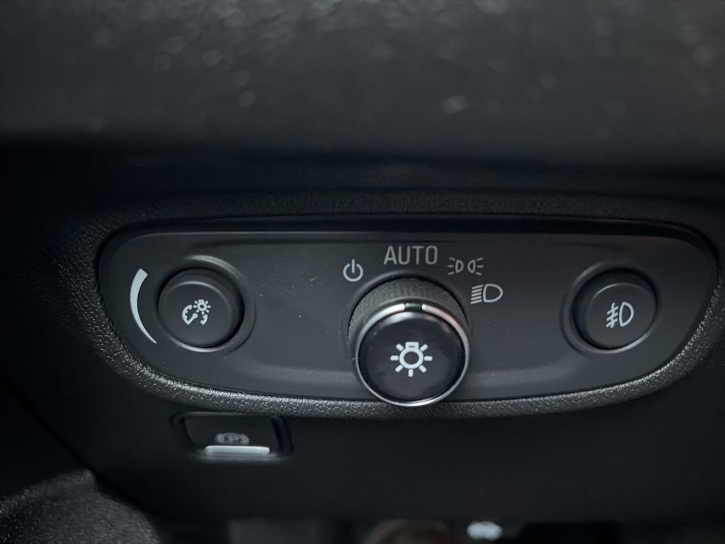 Certified 2021 GMC Terrain SLT image 40