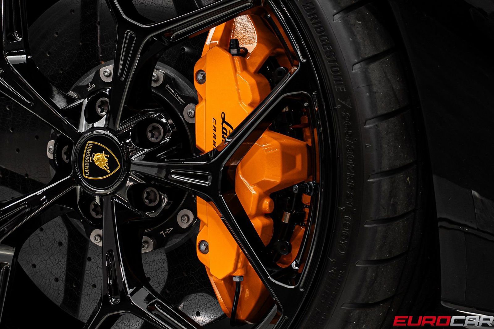 Used 2025 Lamborghini Revuelto AWD/4WD image 25