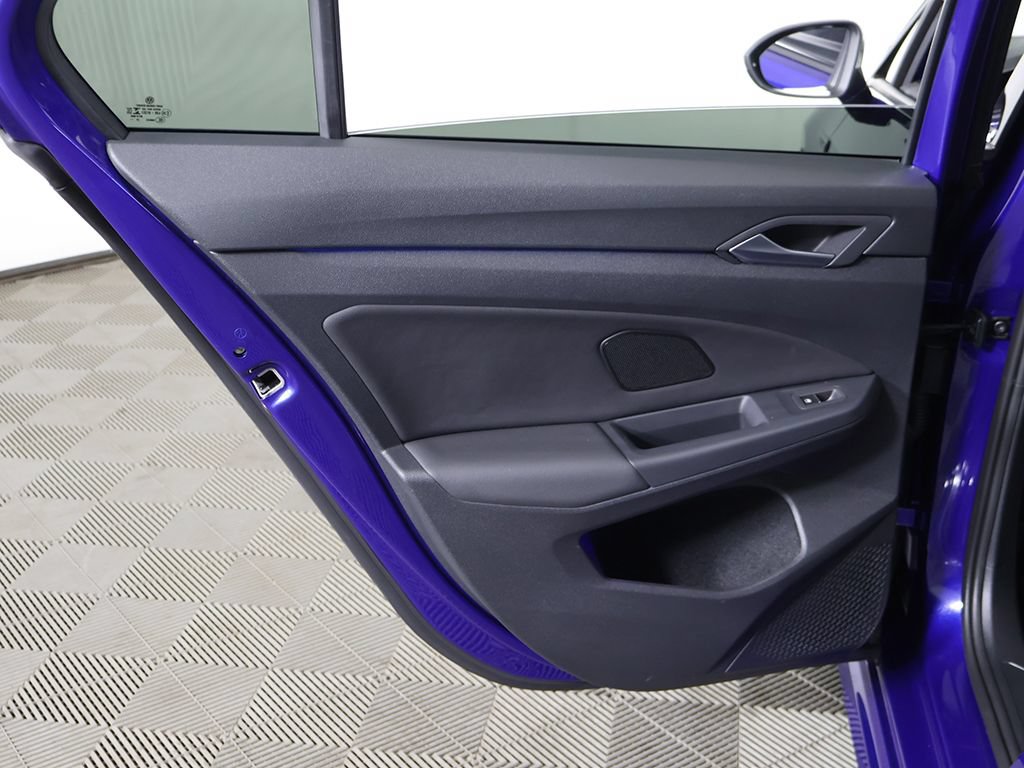 Used 2023 Volkswagen Golf R AWD/4WD image 29