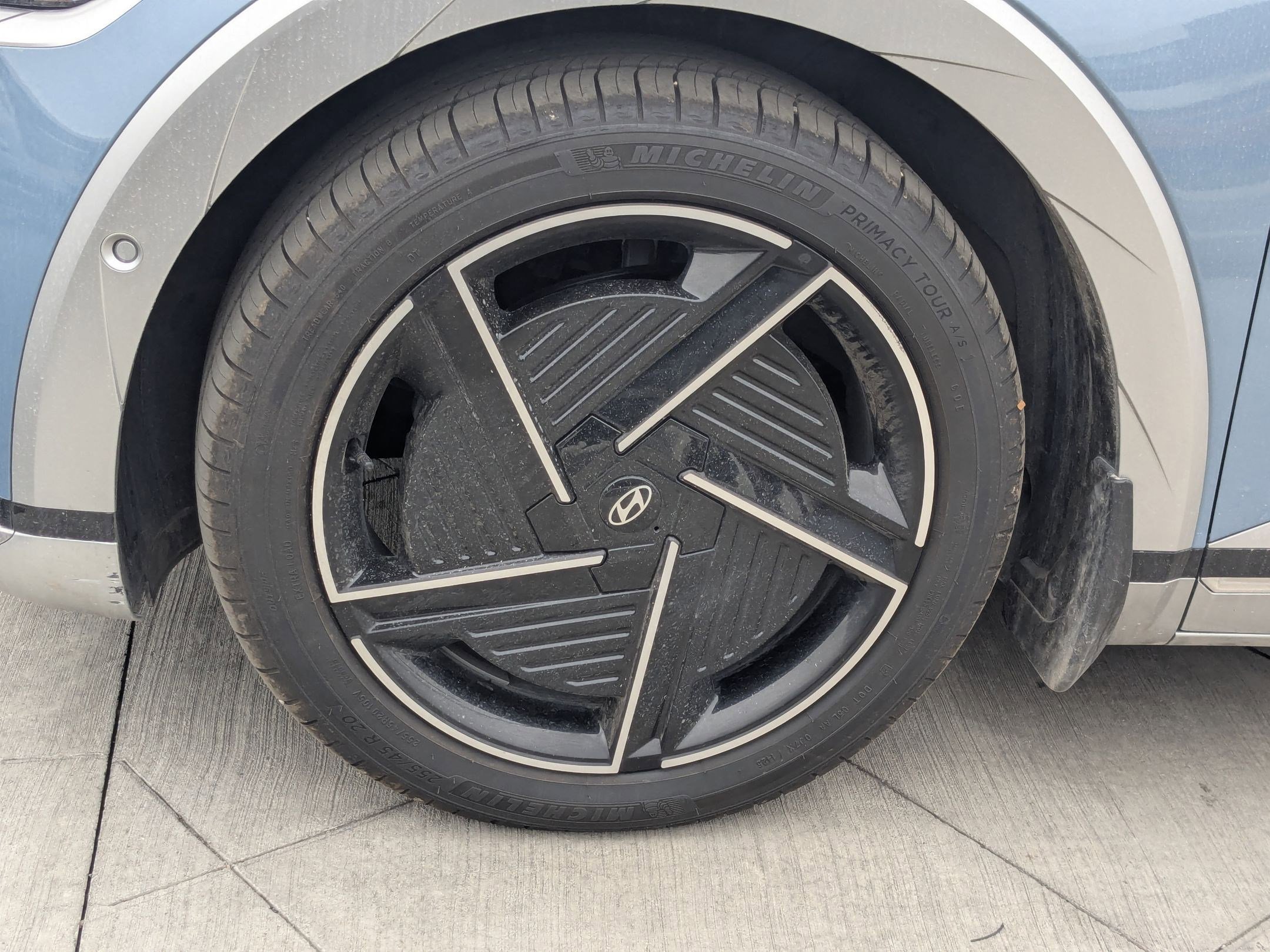 Certified 2025 Hyundai Ioniq 5 Limited image 13