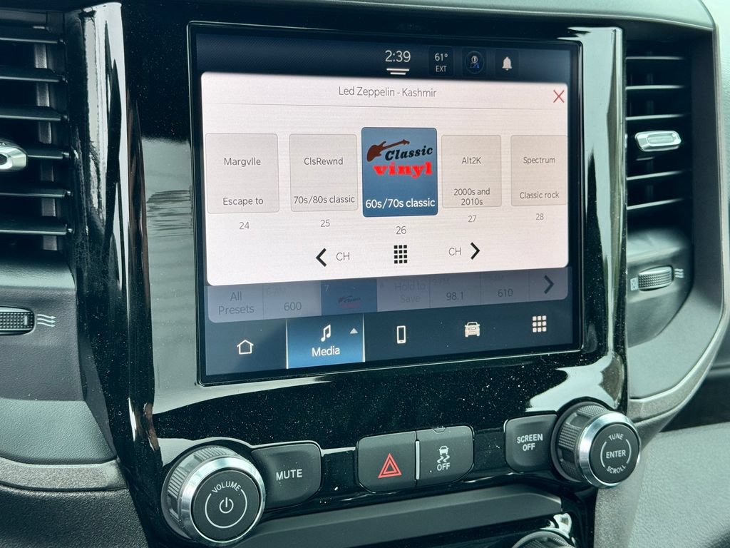 New 2026 RAM 5500 Tradesman AWD/4WD image 17