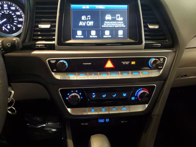 Used 2018 Hyundai Sonata SE FWD image 18
