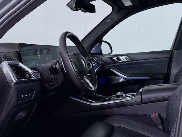 Certified 2024 BMW X5 M60i w/ Executive Package image 9